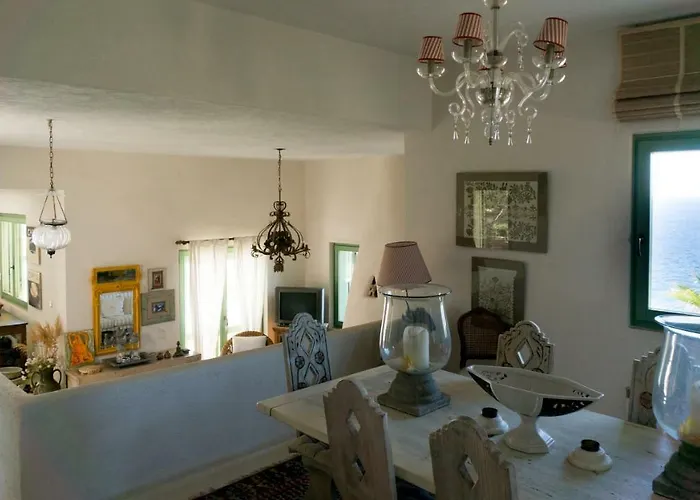 Martha In Kea Villa *