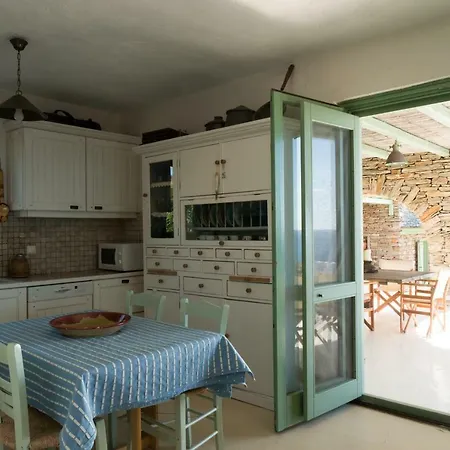 Martha In Kea Villa *