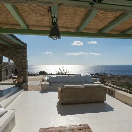 Martha In Kea Villa *