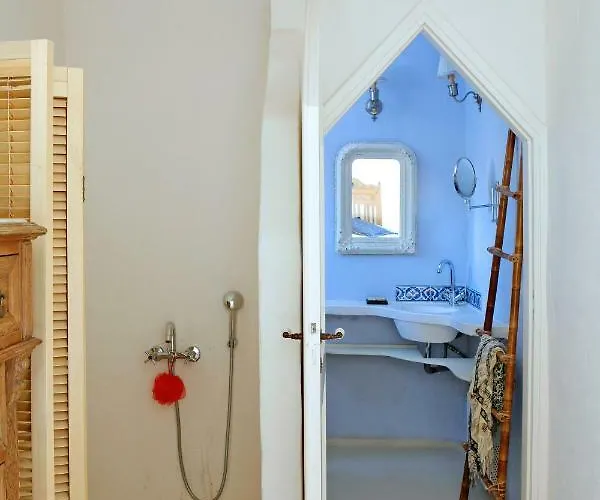 Martha In Kea * Koundouros